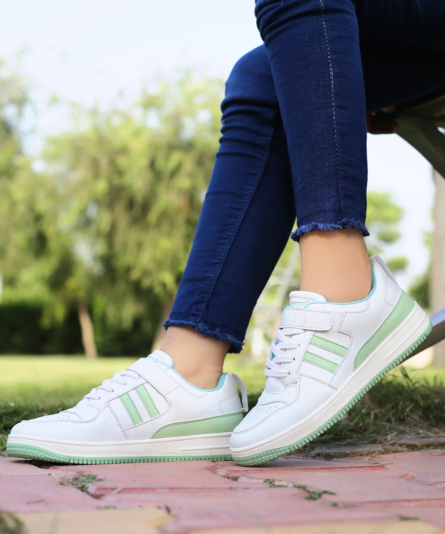 Bacca Bucci PHOENIX Low-Top Fashion Women's Sneakers with Hook & Loop Closure - Image 17