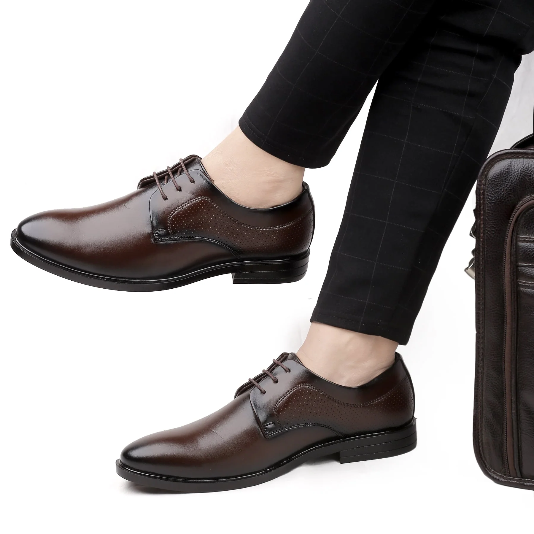 Bacca Bucci VANCOUVER Formal Shoes with Superior Comfort |  All Day Wear Office Or Party Lace-up Shoes - Image 3